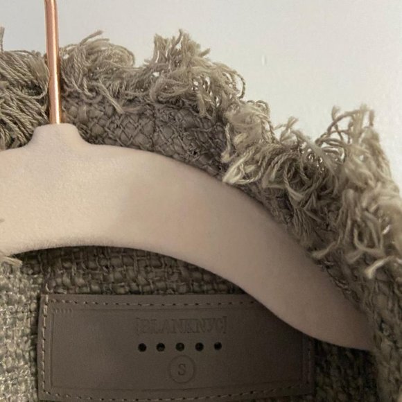 NWT Blank NYC Long Sleeve Fringe Beige Blazer Size Small - Picture 2 of 4